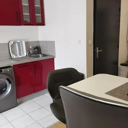 Avec Belles Prestations Apartment